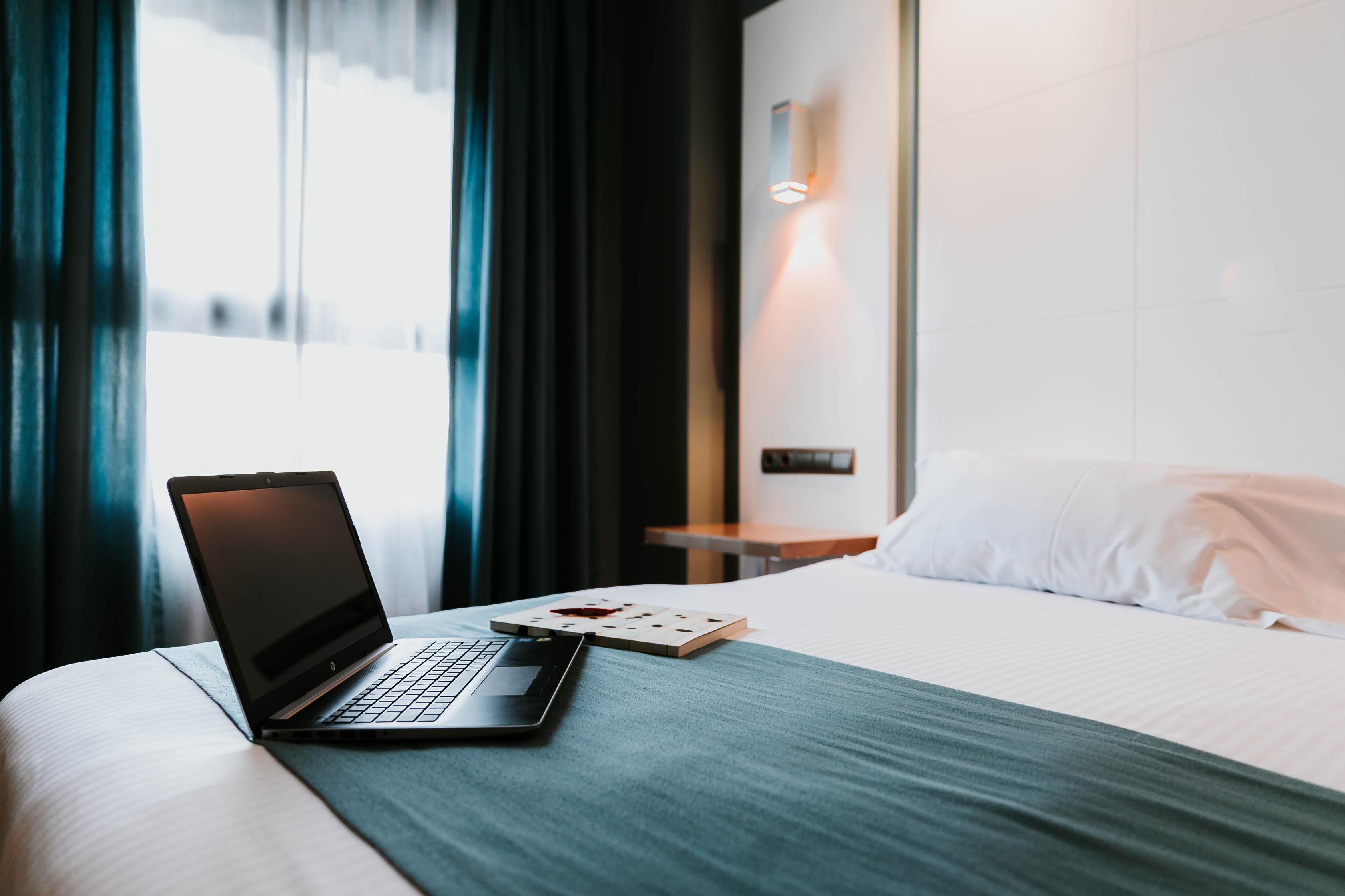 Hotel Malaga Nostrum Airport Экстерьер фото