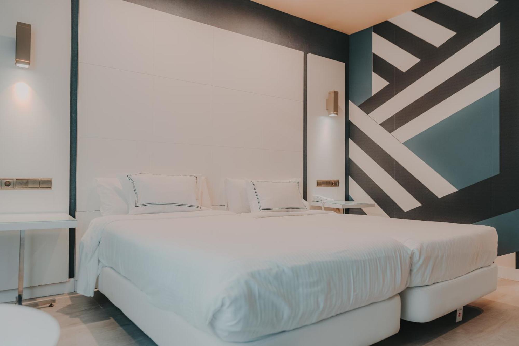 Hotel Malaga Nostrum Airport Экстерьер фото