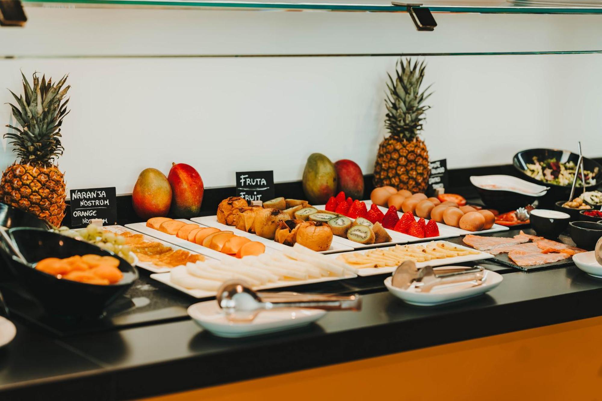 Hotel Malaga Nostrum Airport Экстерьер фото