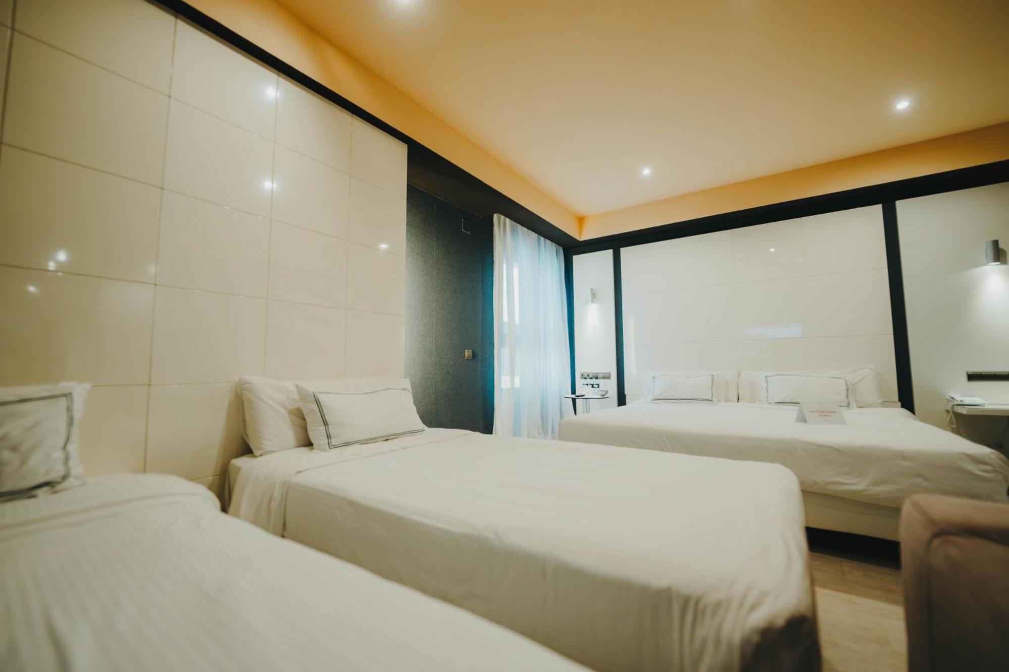 Hotel Malaga Nostrum Airport Экстерьер фото